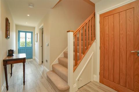 Anvil House Back Lane, Raskelf, York, YO61 3LT