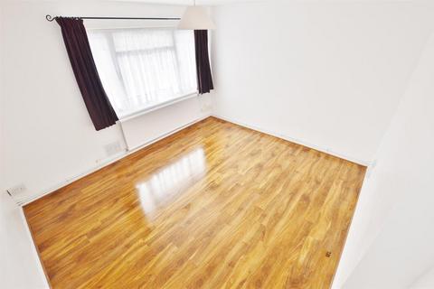 1 bedroom flat to rent, Braemar Road, London, E13