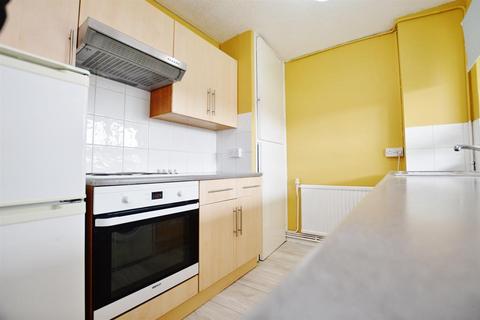 1 bedroom flat to rent, Braemar Road, London, E13