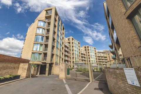 2 bedroom apartment for sale, Garnet Place, West Drayton UB7