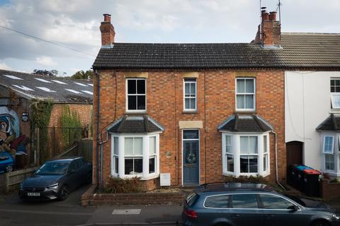 3 bedroom semi-detached house for sale, Broad Street, Newport Pagnell, MK16