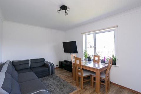 73 Crewe Place, Edinburgh, EH5 2LL