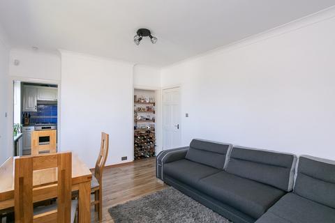 73 Crewe Place, Edinburgh, EH5 2LL
