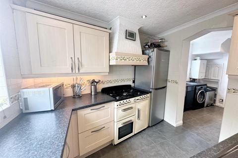6 Derwent Close, Sutton Coldfield, B74 3LQ