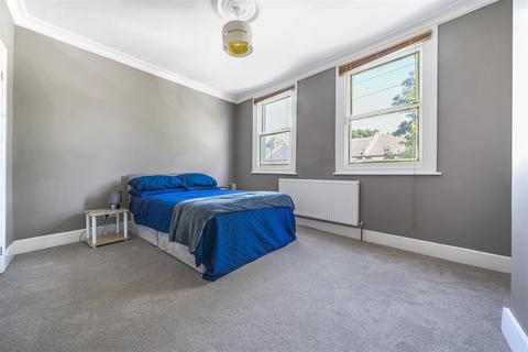 62 Grasmere Road, London, SE25 4RQ