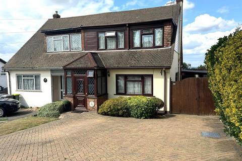 3 bedroom semi-detached house for sale, Link Road, Rayleigh