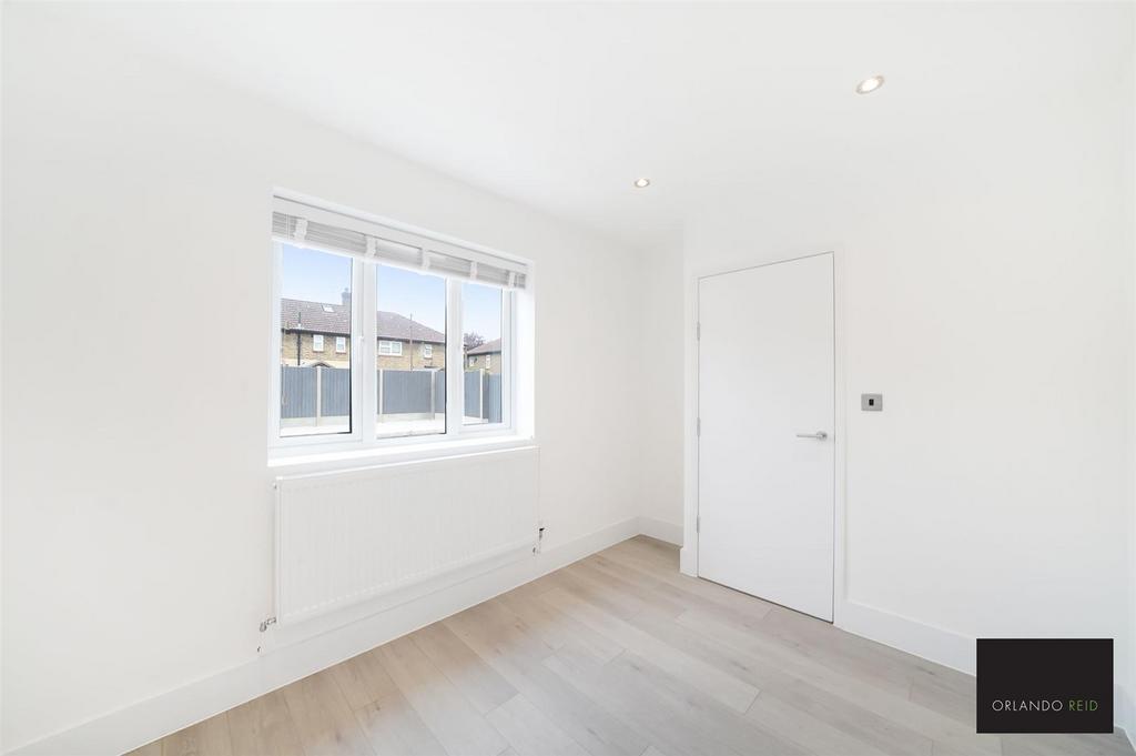 130 Eltham Green Road - ue1qc9 BPh THox09g Vpox.jpg