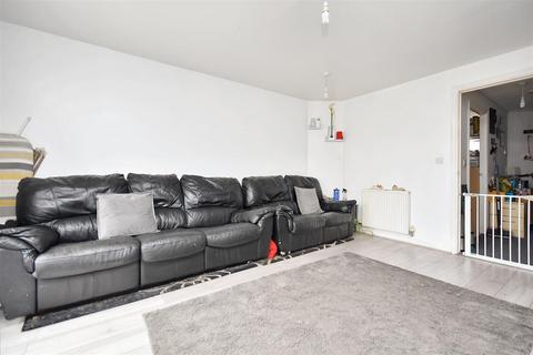 3 bedroom end of terrace house for sale, Lark Close, Corby NN18