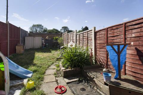 17 Chiltern Close, Colchester, CO1 1ZS