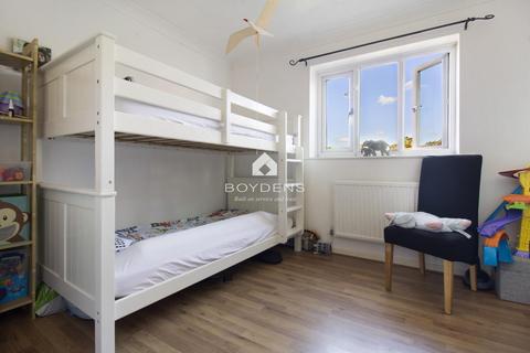17 Chiltern Close, Colchester, CO1 1ZS