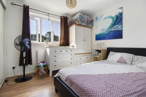 17 Chiltern Close, Colchester, CO1 1ZS