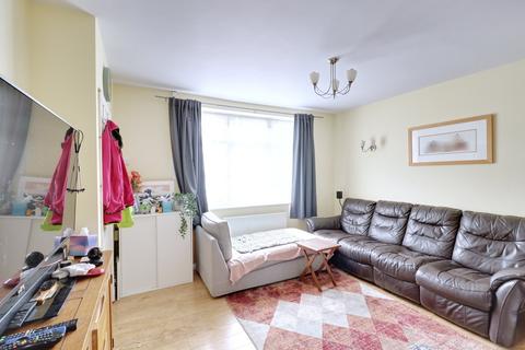 36 Daiglen Drive, South Ockendon, RM15 5RW