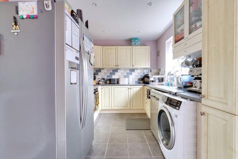36 Daiglen Drive, South Ockendon, RM15 5RW
