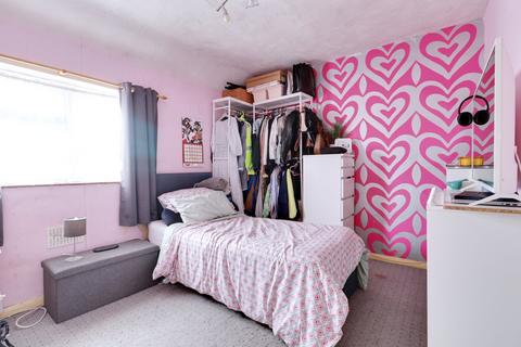 36 Daiglen Drive, South Ockendon, RM15 5RW