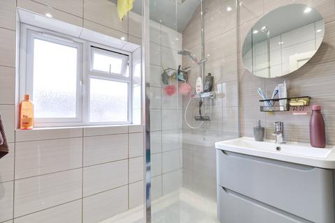 36 Daiglen Drive, South Ockendon, RM15 5RW