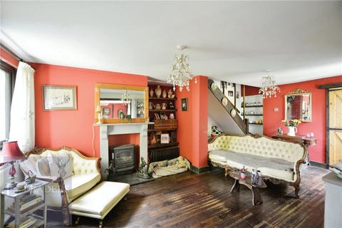 8 Brook Place, Halstead, CO9 1DG
