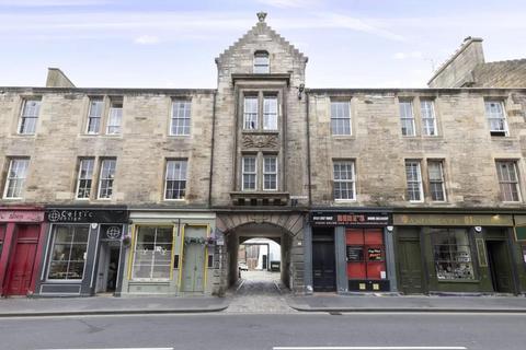 2 bedroom flat to rent, Sugarhouse Close, Edinburgh EH8