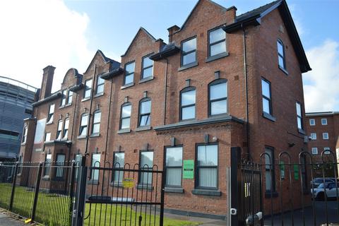 Studio to rent, Upper Brook Street, Manchester M13