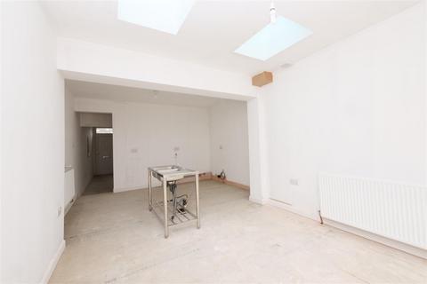 2 bedroom terraced house for sale, Falkland Street, Bishophill