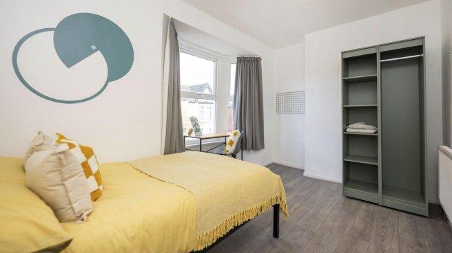Connaught-road-l7-8rp-966458