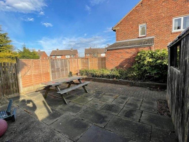 Blankney-crescent-ln2-2ew-959846