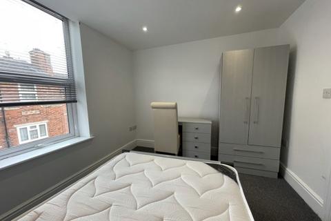 5 bedroom house share to rent, Mount Street