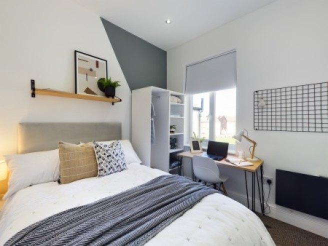 Uttoxeter-new-road-de22-3jb-960258