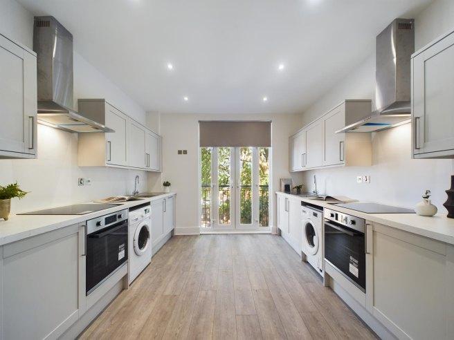 Uttoxeter-new-road-de22-3jb-966551
