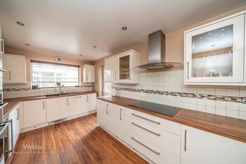 72 Kings Croft, Cannock, WS12 2GT