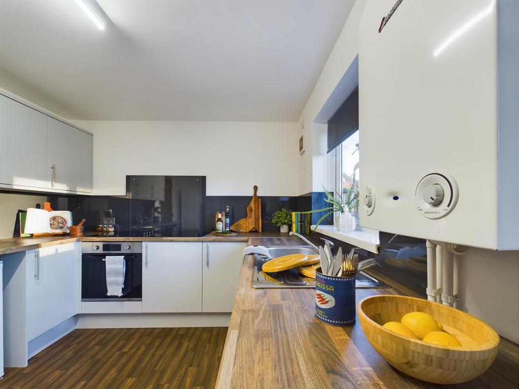 Brookside-de1-3jy-966668