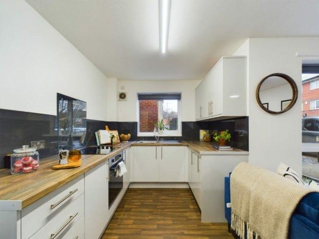 Brookside-de1-3jy-960486