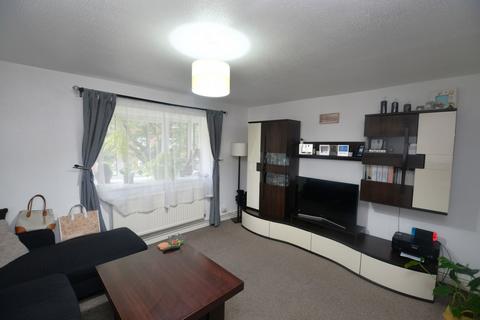 2 bedroom flat for sale, Canterbury Gardens, Squires Court, M5