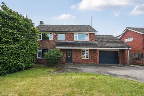 4 bedroom detached house for sale, Rowden Close, West Wellow, Romsey, Hampshire, SO51