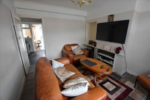 88 Durham Road, Feltham, TW14 0AE