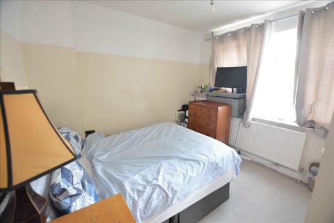 88 Durham Road, Feltham, TW14 0AE