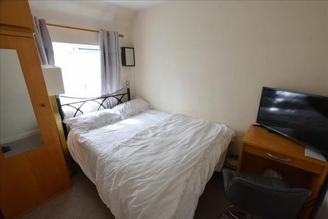 88 Durham Road, Feltham, TW14 0AE