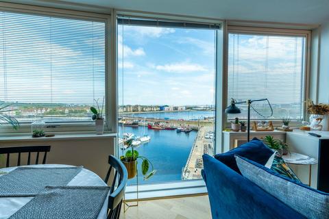 2 bedroom apartment to rent, Marina Point East, Chatham Quays, Dock Head Road, Chatham, Kent, ME4