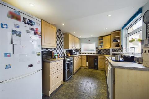 28 Cambridge Grove, Ilfracombe, EX34 9JZ