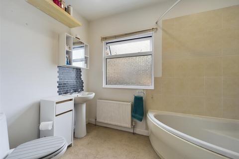 28 Cambridge Grove, Ilfracombe, EX34 9JZ