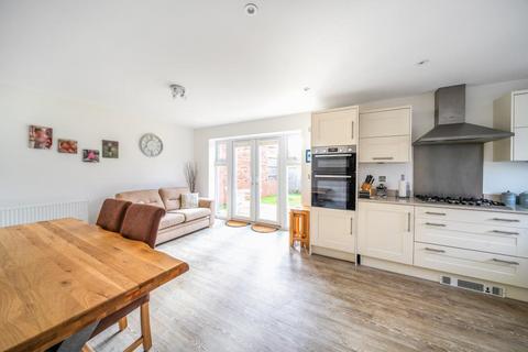 4 bedroom detached house for sale, Banbury,  Oxfordshire,  OX16