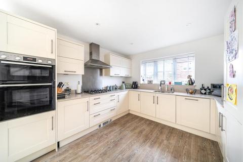 4 bedroom detached house for sale, Banbury,  Oxfordshire,  OX16