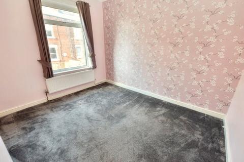 38 Aberdeen Walk, Leeds, LS12 3SB