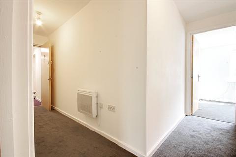 1 bedroom flat to rent, Enstone Road, Enfield, EN3