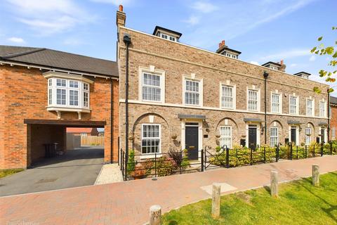 3 bedroom townhouse for sale, Halford Avenue, Nottingham NG3