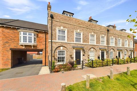 3 bedroom townhouse for sale, Halford Avenue, Nottingham NG3