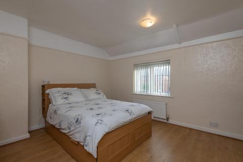 2 bedroom terraced house for sale, Miles Hill Terrace, Leeds LS7