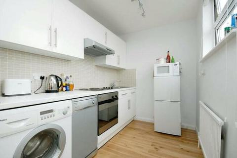 2 bedroom flat to rent, 130 Haverstock Hill, London NW3