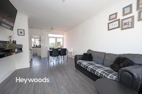 2 bedroom semi-detached house for sale, Sunnycroft Avenue, Blurton, Stoke-on-Trent