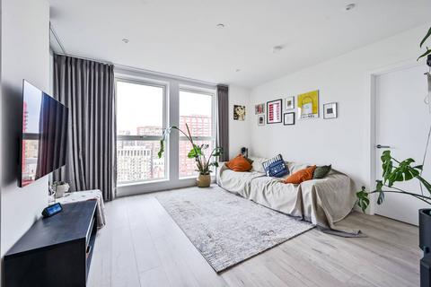 1 bedroom flat for sale, Falconbrook Gardens, Royal Docks, LONDON, E16