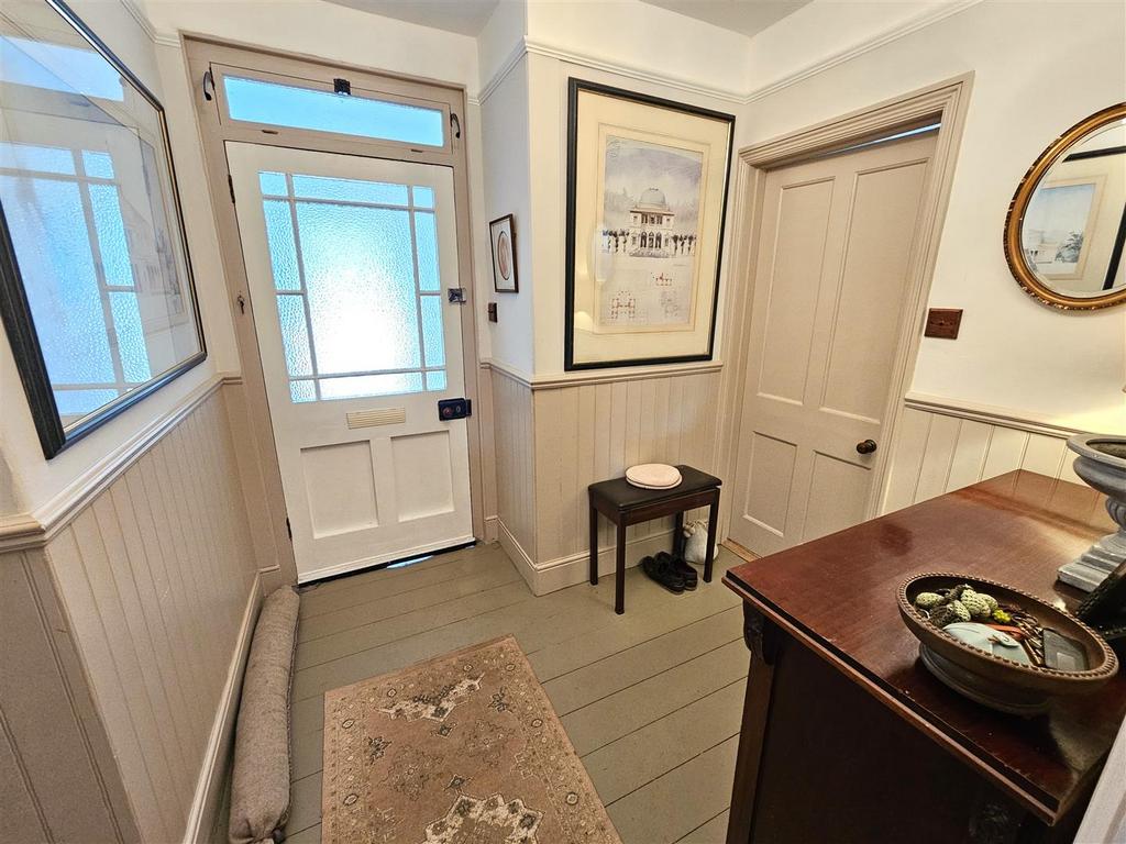 Entrance Hall.jpg